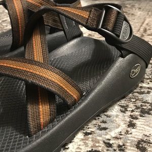 New Mens Chacos NO TAG